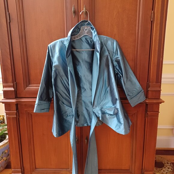 now $110 Size 10 Thai Silk Marisa Baratelli Wrap-around Top - Picture 1 of 15